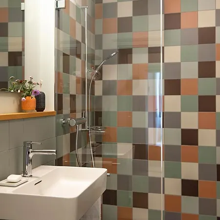 Chasa Fent, Sent Im Engadin 스쿠올